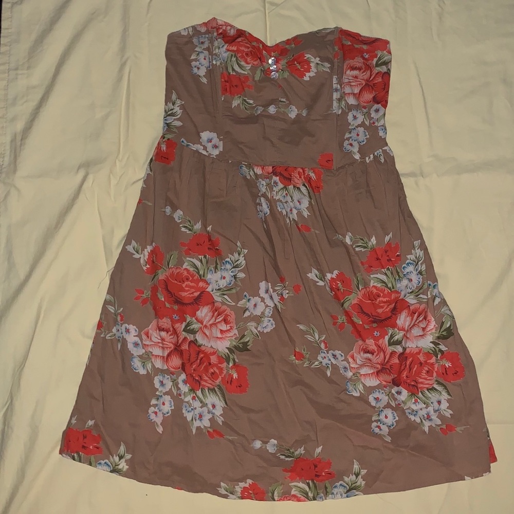 Beige strapless dress